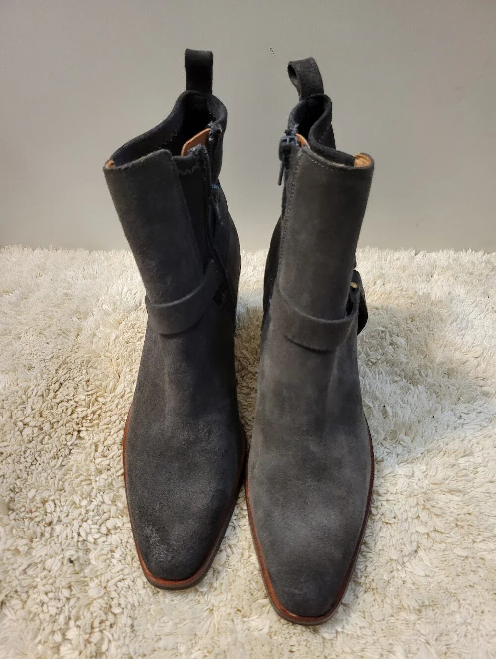 Andre Assous Royal Suede Boot In Charcol Size 8